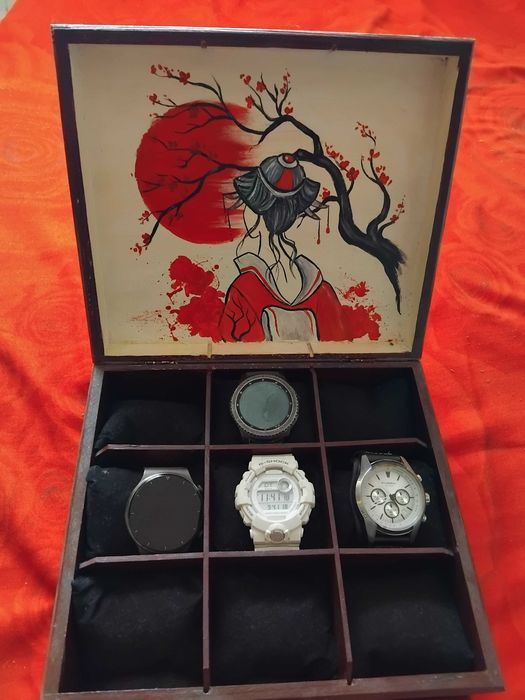 Cutie pentru ceasuri – lemn, pictată manual, 8 compartimente