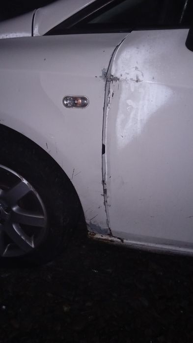 Vând  seat leon an 2008 motor 2.0 170 cp