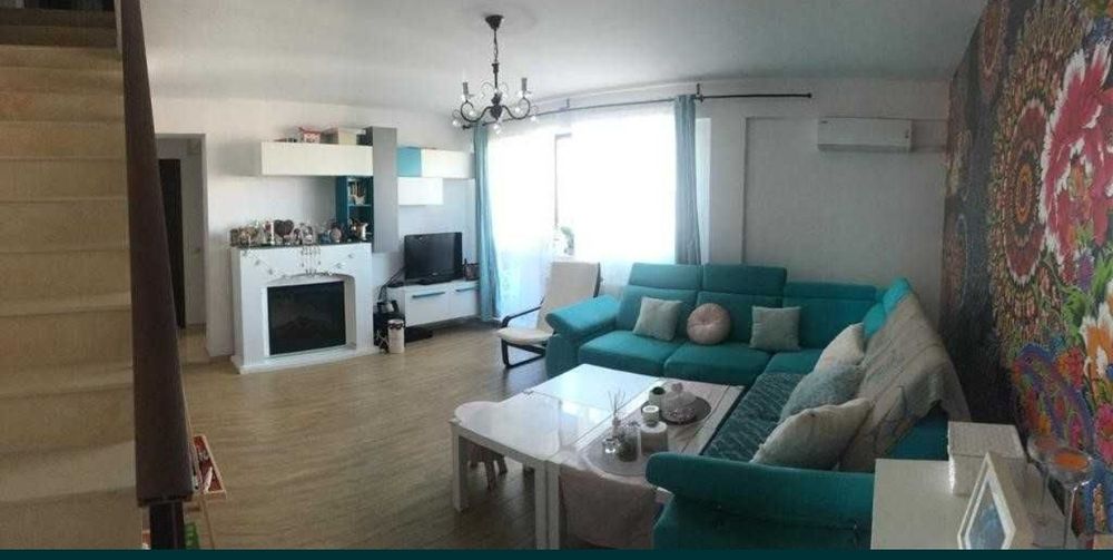Închiriez apartament tip Penthouse