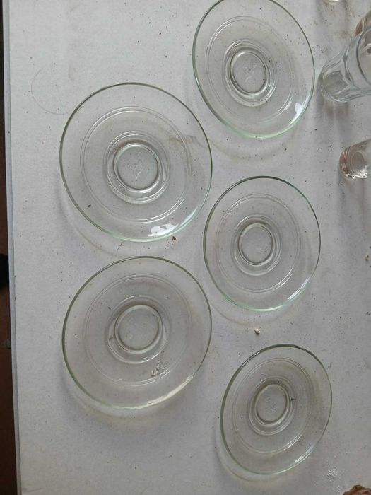 Чаши, вази чиниики