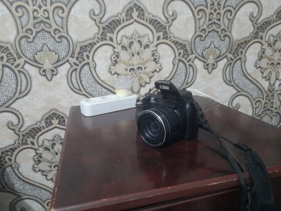 Фотоапарат прафисаналний. Фужифилим