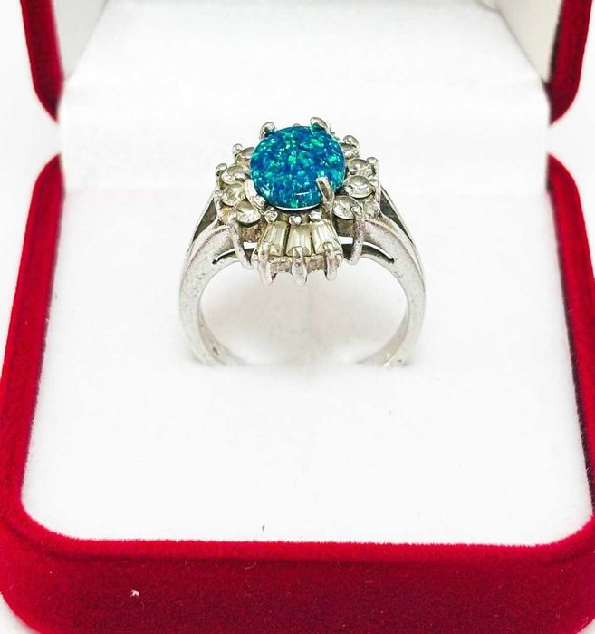 Inel din argint 925 cu opal japonez si cubic zirconia