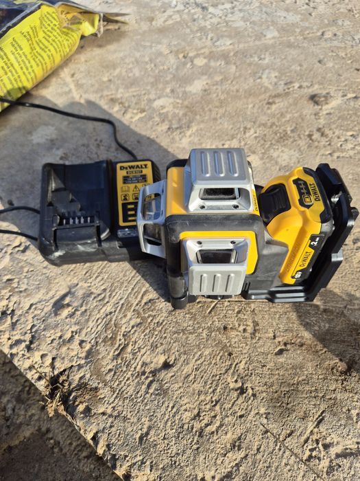 Laser dewalt linii verzi original 100%