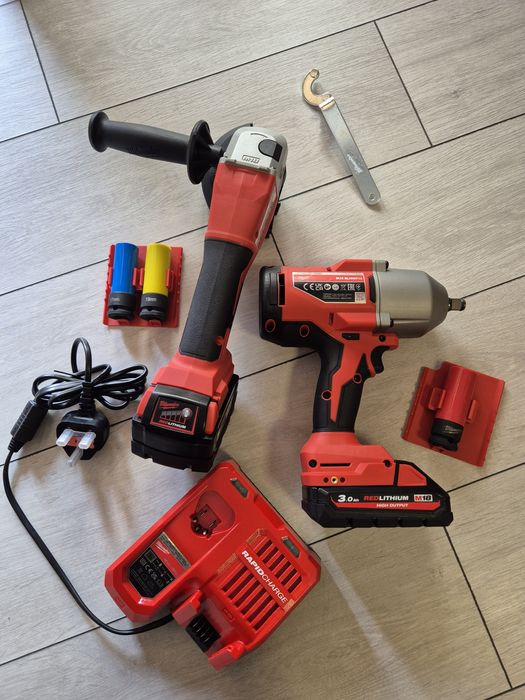 Set scule Milwaukee : Pistol impact 1627Nm + Flex 115mm cu 2 Baterii si Incarcator rapid