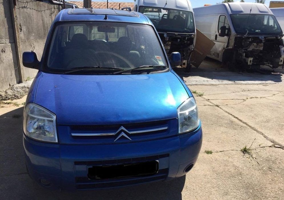 Dezmembrez Citroen Berlingo 2.0 2000 - 2006 Euro 3