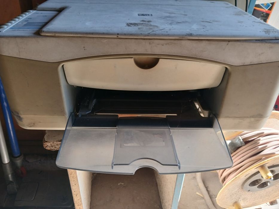 Продам к школе принтер