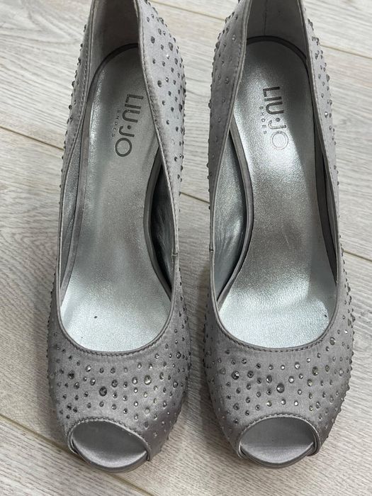 Pantofi de ocazie superbi Liu Jo