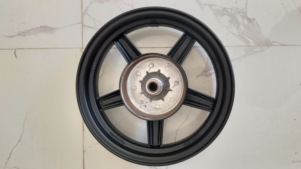 Продаётся Дикси для скутеров НОВЫЙ.