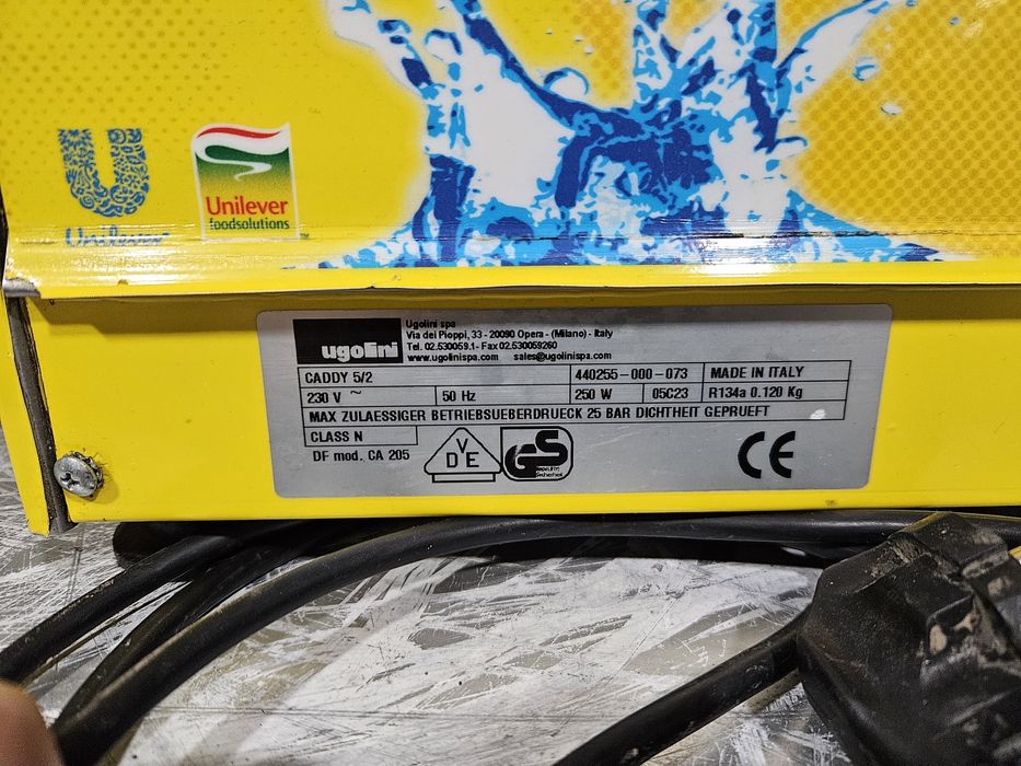 Сок и Айрян машина 2х8 литра Италиянска 2бр.