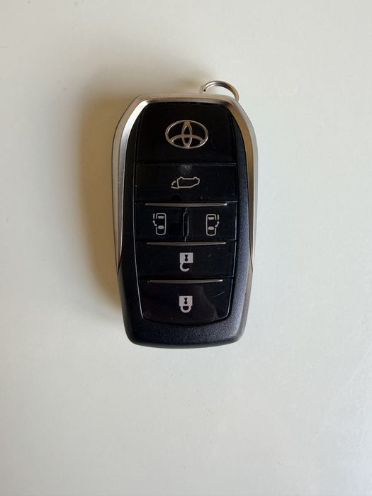 Оригинальный смарт ключ Toyota Alphard