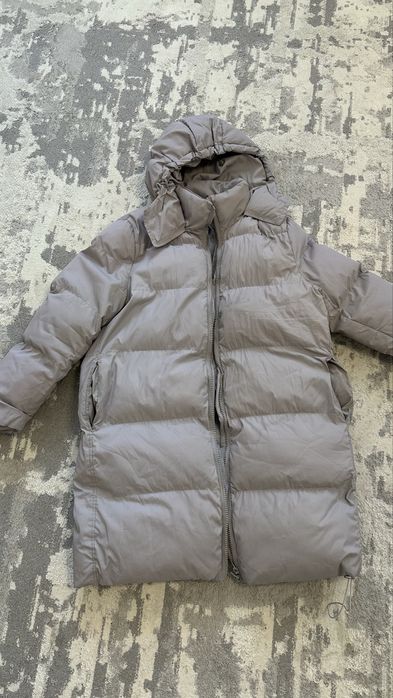 Светло серая куртка, зима 48 размер