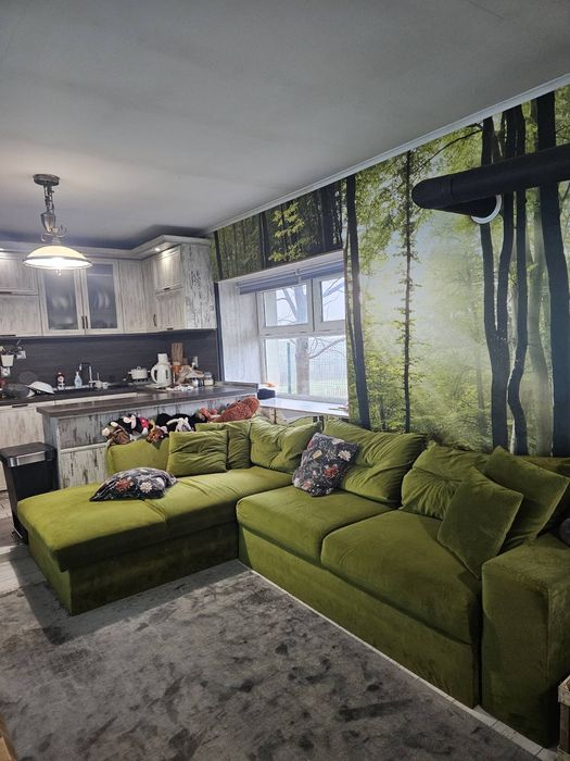 Продава се разтегателен диван