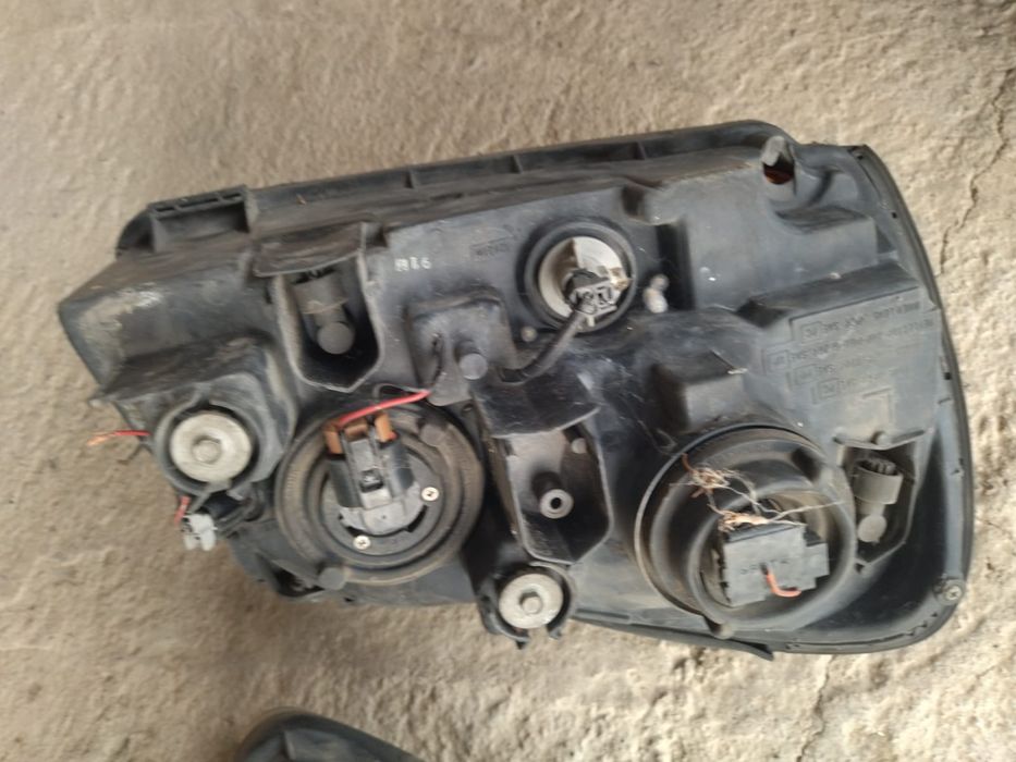 Фара фара автомобиля