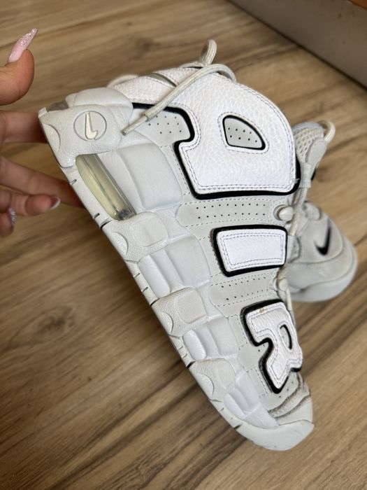 Оригинални маратонки Nike Air More Uptempo GS ! 38,5 н