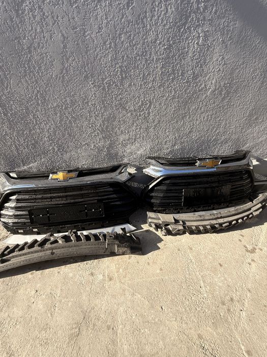 Продам решетки и юбку от tracker 2 premier