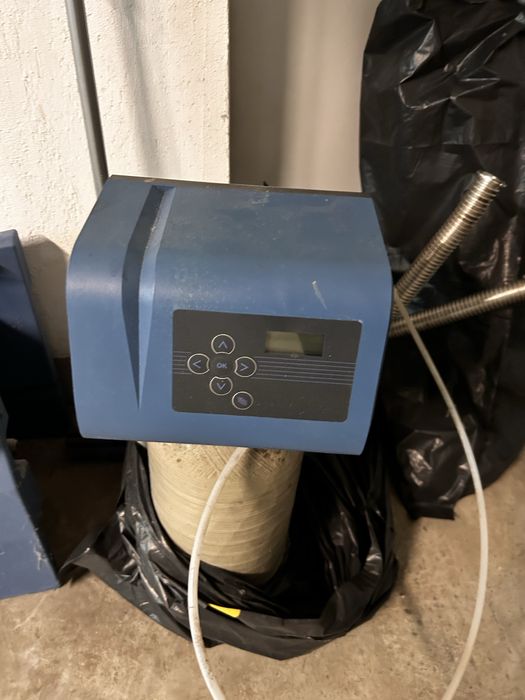 Апарат за омекотяване на вода със сол  BWT AQA Smart edition