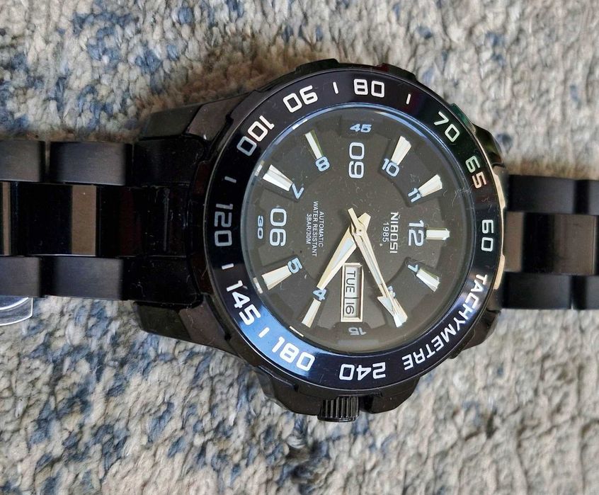 Ceas mecanic-automatic cu data si zi, metalice 43 mm DG2813.