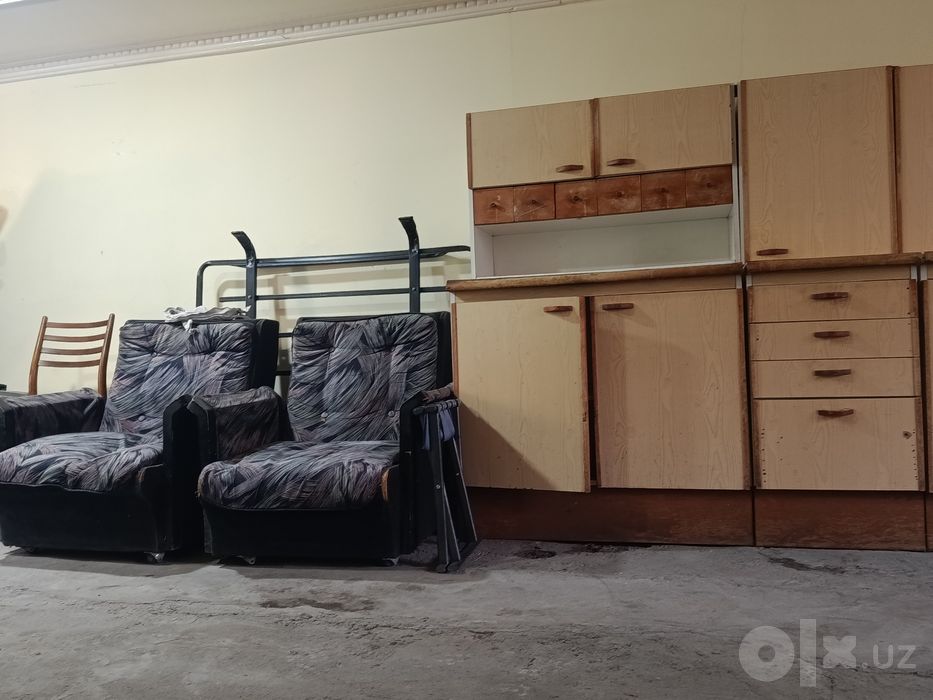 1.Ошхона мебели   2.Кресло 2та   3.Тумба 2та тормали