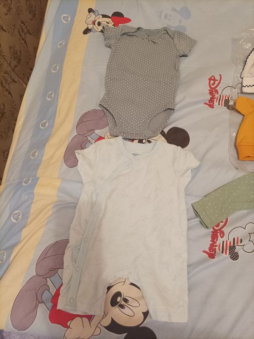 Продается детские вещи