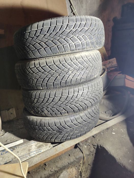 Резина зимняя 185/65/R15