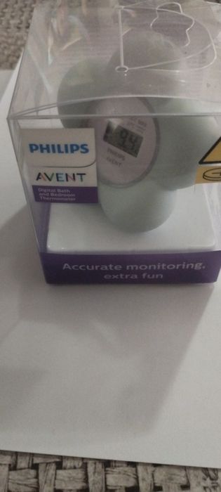 Termometrul digital pentru cameră și baie Philips