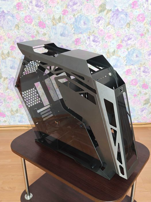 Корпус компьютерный Xigmatek Zeus