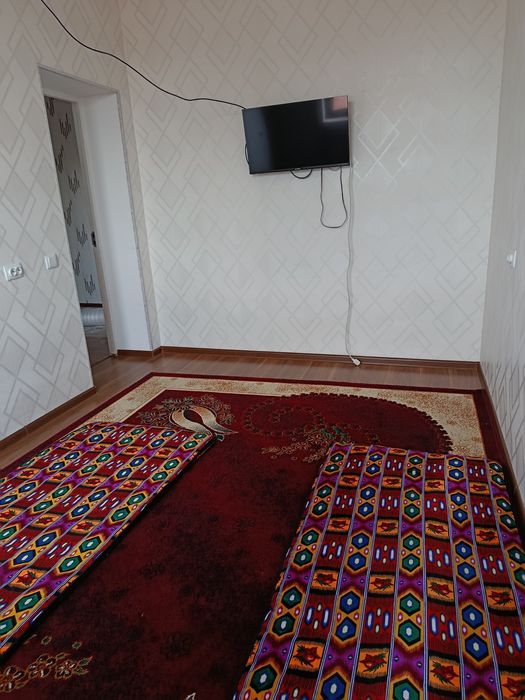 Guliston.Xonadon ijaraga qõyiladi
