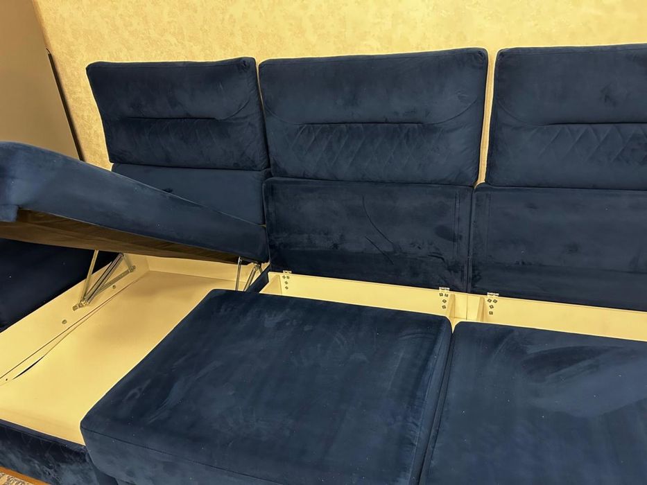 Продам уголовой диван