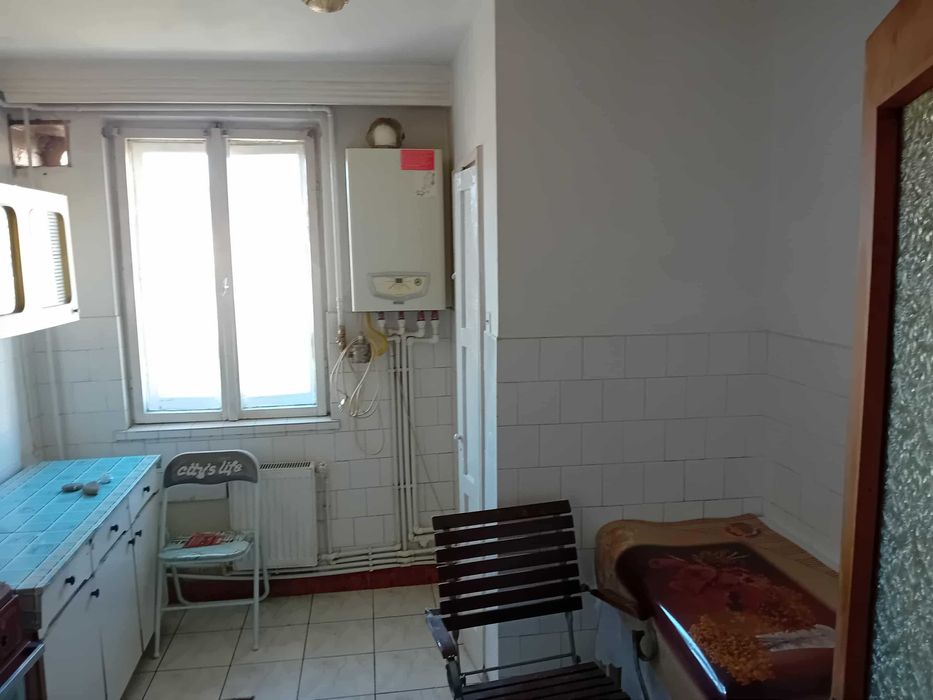 Ap 2 cam Aleea Ulmilor troita 50mp etaj 4Centrala termopan termoizolat