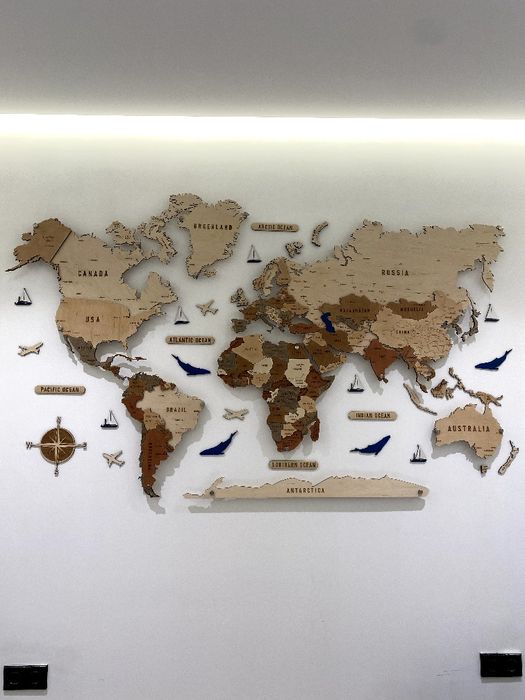 Деревянные карты мира
