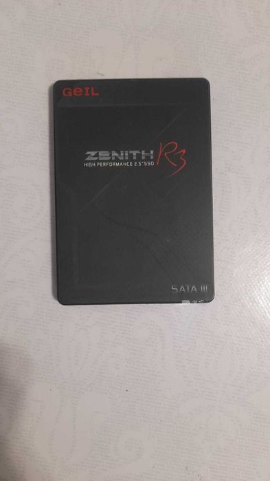 Продам SSD диски.