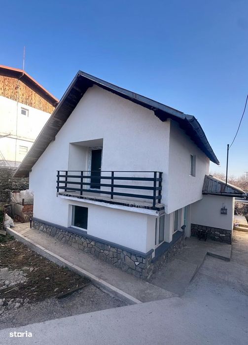 Campina - casa - 500 mp teren - 79500 Euro/Neg.