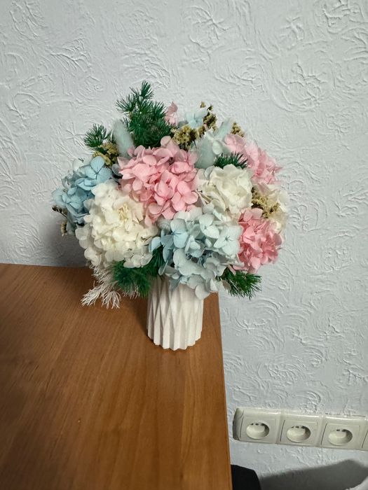 Букеты из стабилизированных цветов