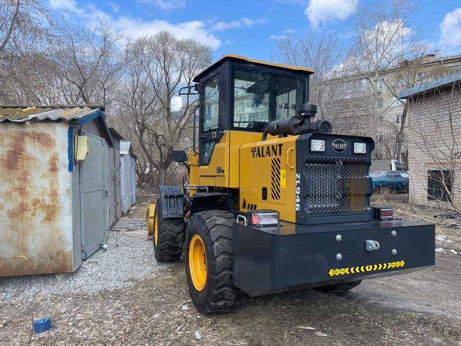 Погрузчик Вилы/ковш