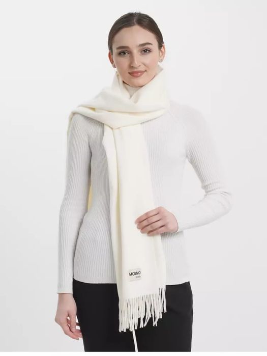 Qizlar uchun sharf Indi sotuvda mavjud