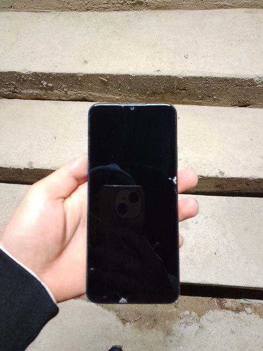 Oppo A17k с гариаентей