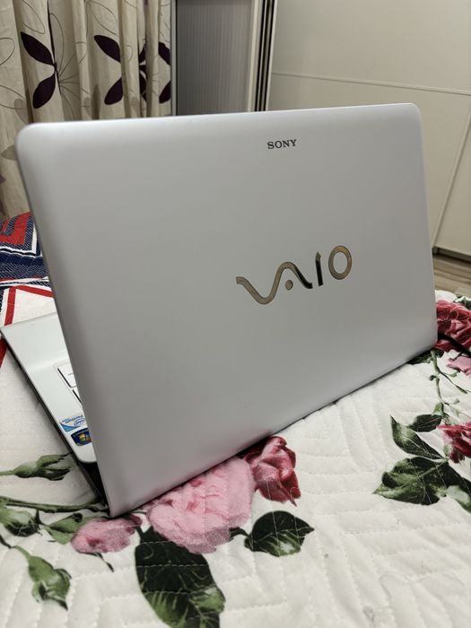 Ноутбук Sony Vaio б/у