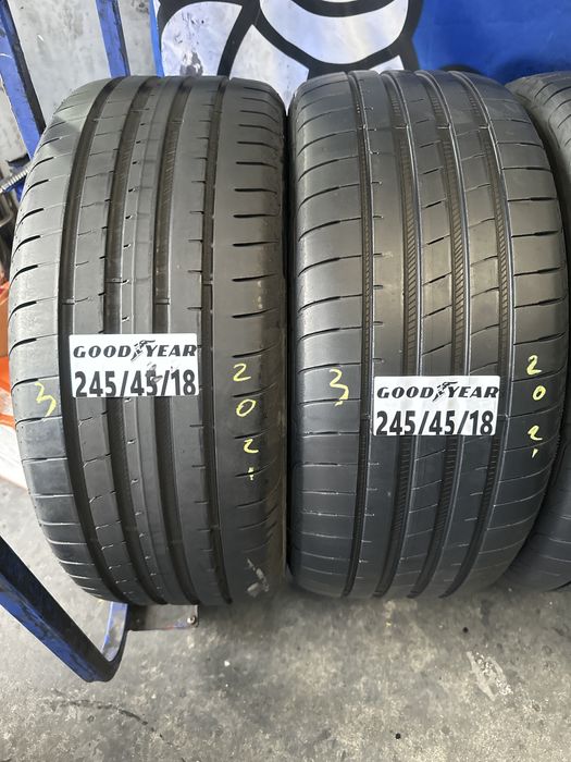 245/45/18 Good Year