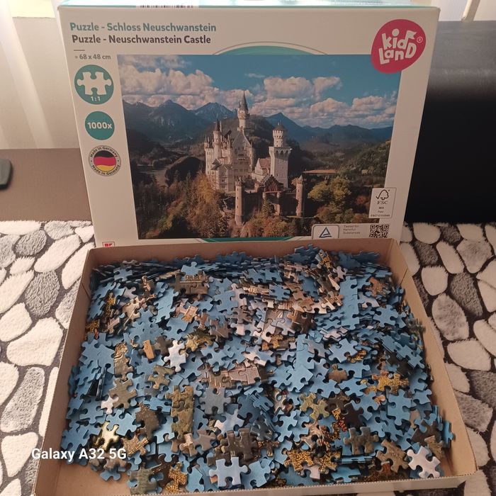 Пъзели, два броя- 500 и 1000 елемента