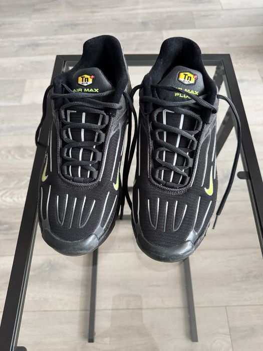 Оригинални мъжки маратонки . Размер 45 . Цена 65 э .