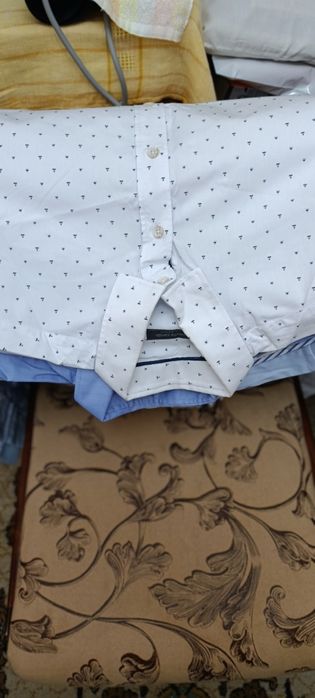 Мужские фирменные рубашки 48-50 размера.