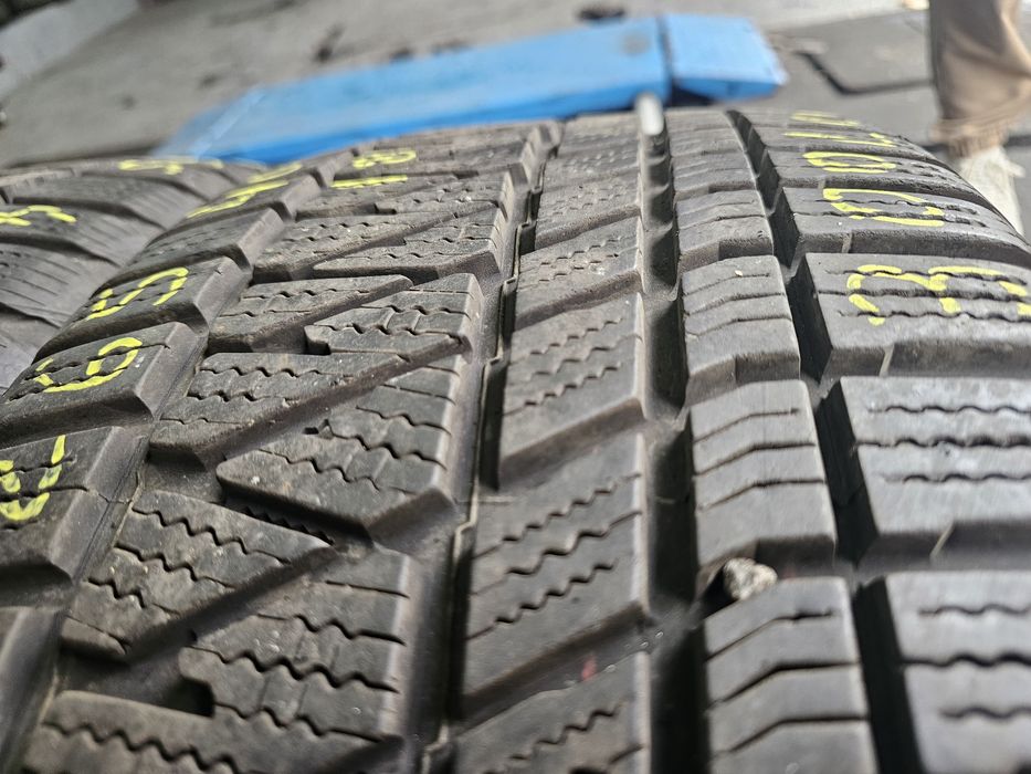 265 40 21 m+s kumho dot 2018