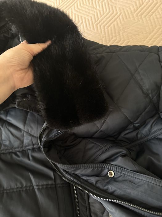 Куртка с воротником