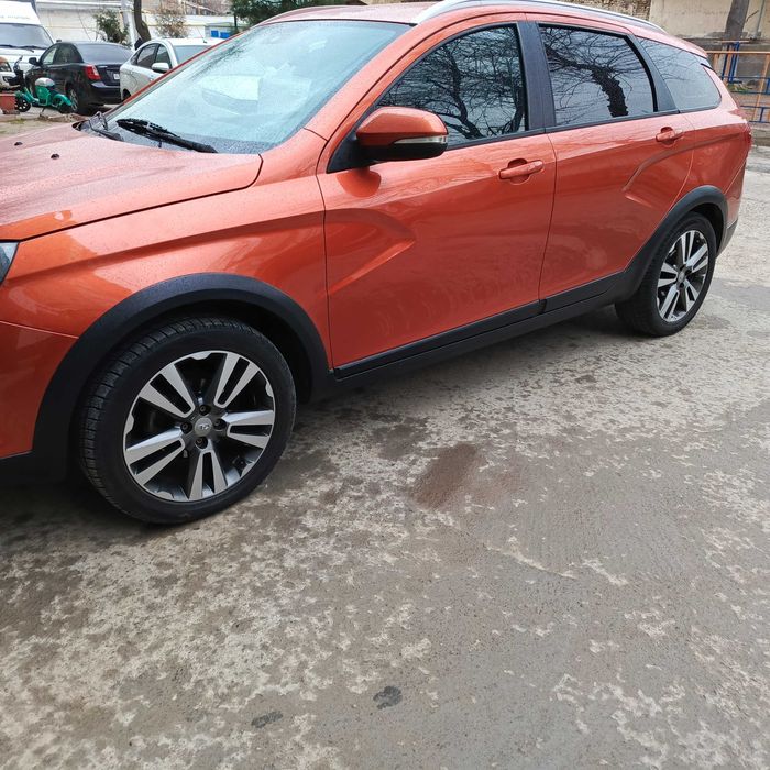 LADA VESTA SW CROSS 2019/ 1.6/ механика/ краска радной/ ҳолати зор