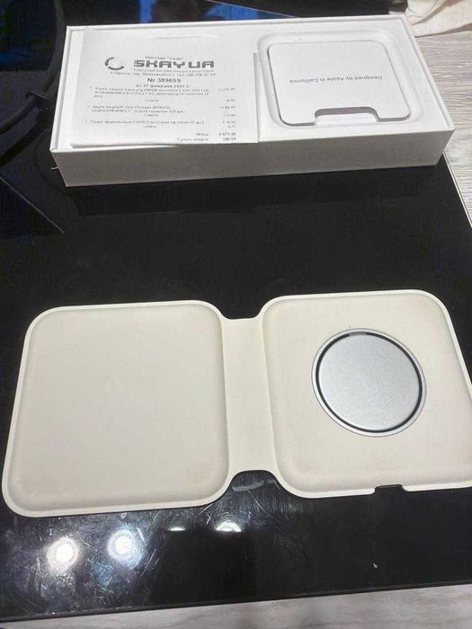 Apple MagSafe Duo Charger