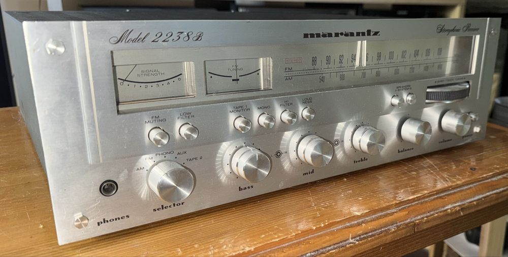 Amplituner, receiver vintage Marantz 2238b