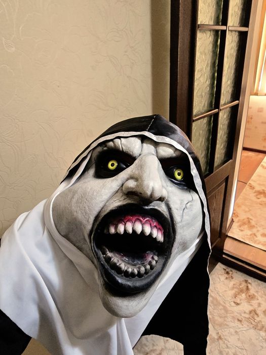 Маска для хеллуин