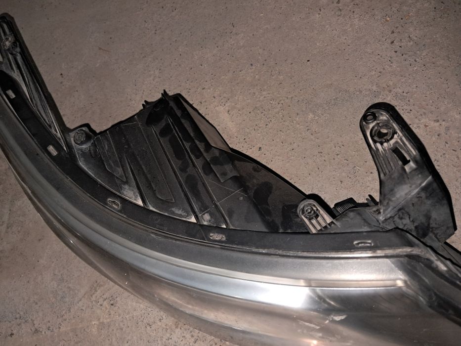 Фары на Киа Рио. 2013 год.