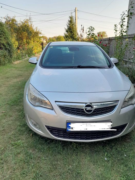 Opel Astra 2012 1.7cdti