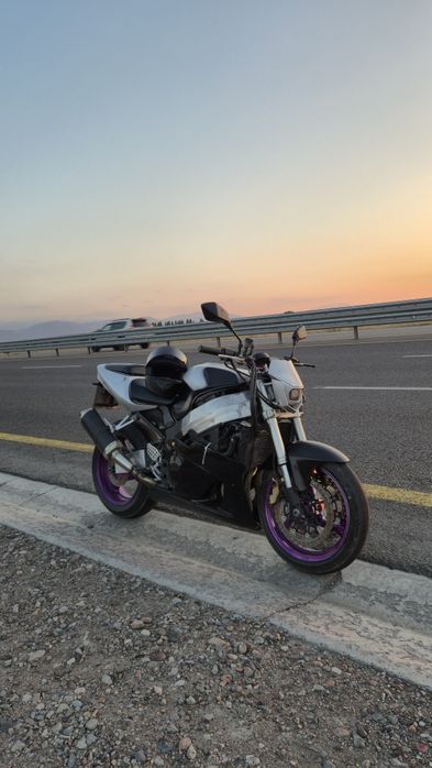 HONDA CBR 929 Fire Blade